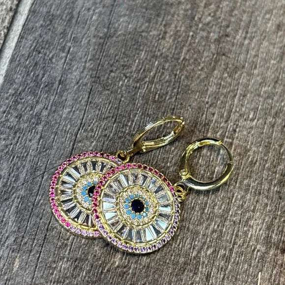 Lot of 4 Fashion Earrings Rhinestone Stud & Drop Styles Silver Tone - Picture 3 of 9